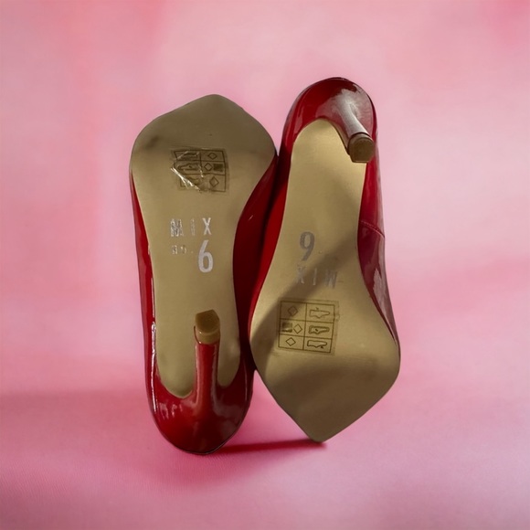 Mix No.6 Red Heels 🛑SOLD🛑 - Picture 6 of 8